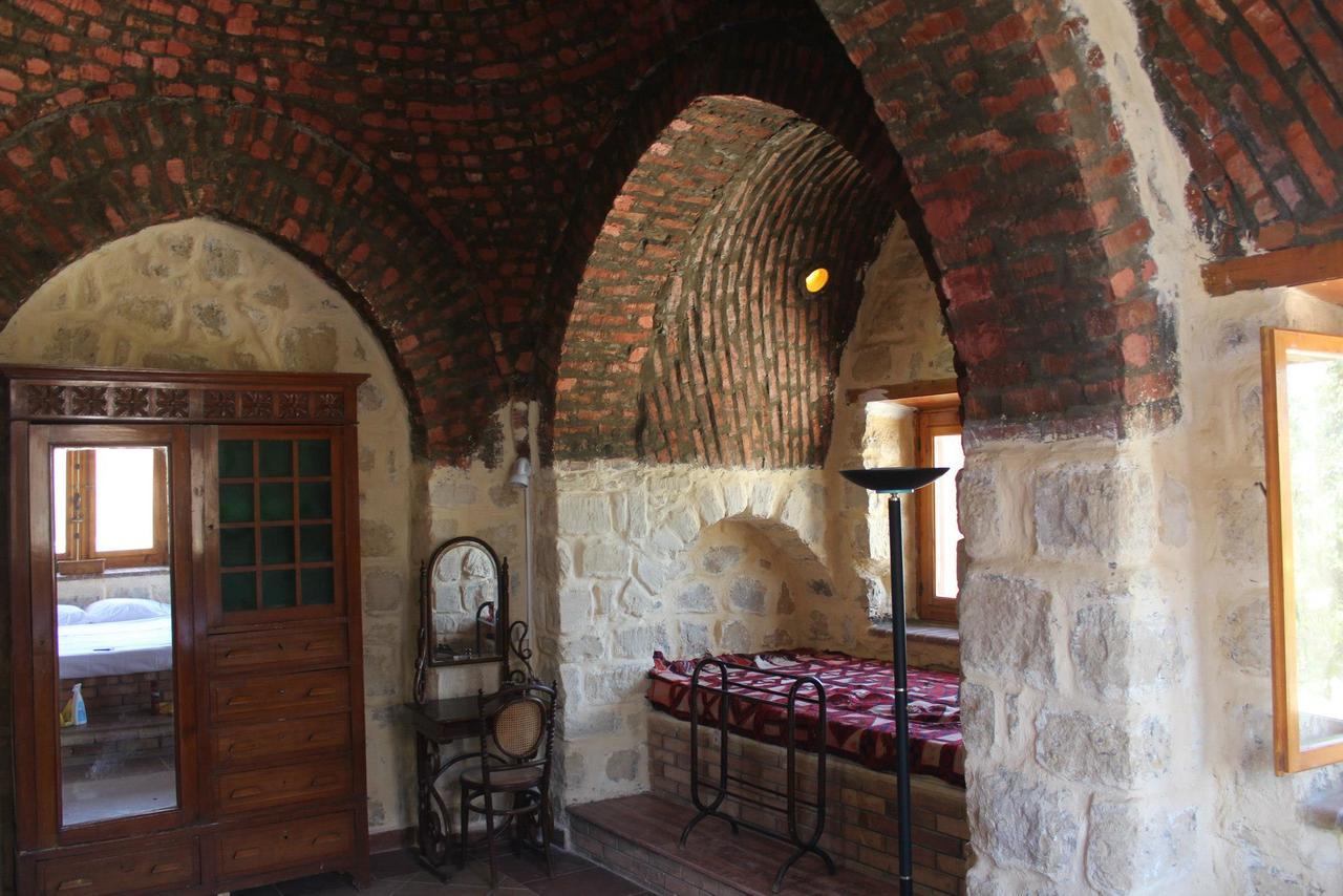 Kom El Dikka Agri Lodge ‘Izbat an Nāmūs Kültér fotó